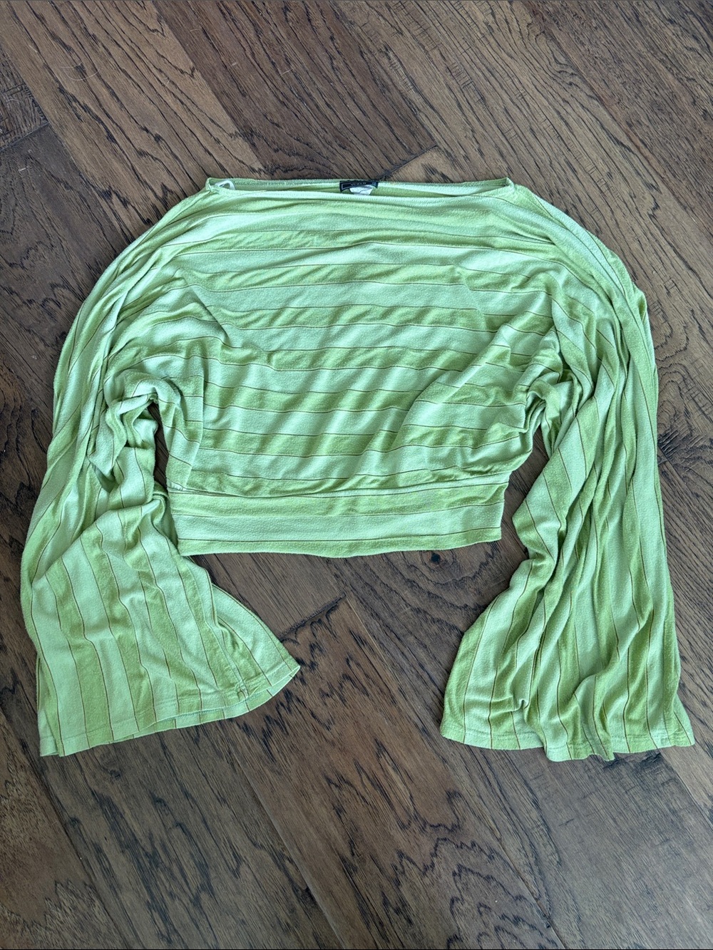 Vintage Lime Green Y2K Cropped Shirt with Dramatic Sleeve